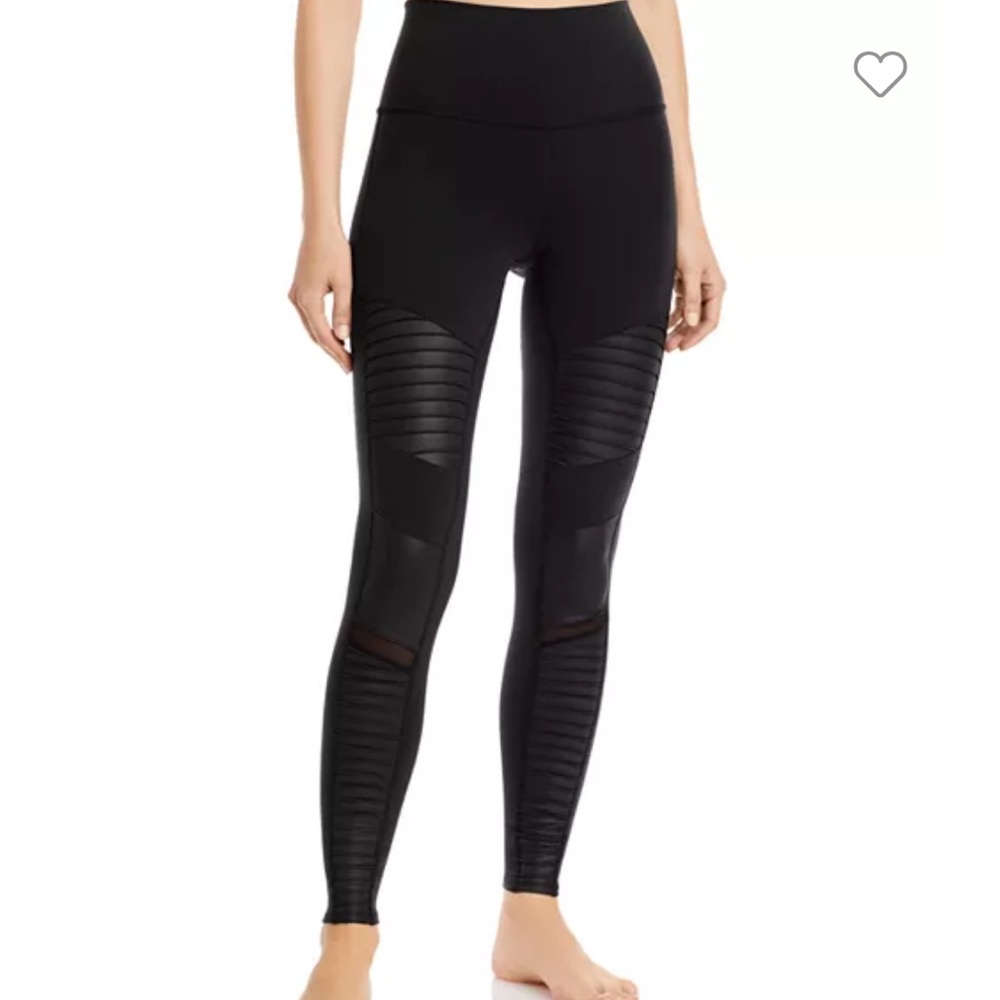 Alo Yoga Moto Leggings xs like new!